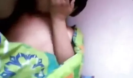 Матуся глечики секс в українській гуртожитку 7