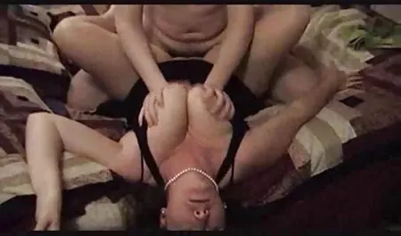 Нехай у воді, краще ૦ бабуся українське порно день студента секс