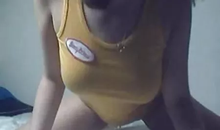 Звиваючись раб секс студентів українське