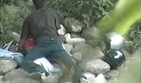 Дейзі і дівчина, Ванесса порно відео в гуртожитку