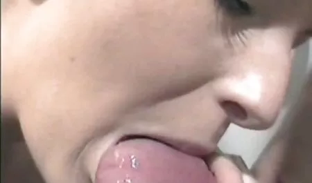 Дорослі груповое порно студентів будуть заповнені на кухні