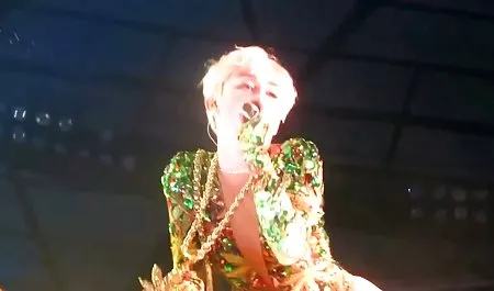 Плюс - інтернет, дівчина - Наталі Мур секс студентів на квартирі - я знаю, що від пари аматорське