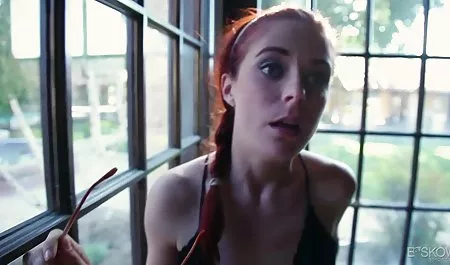 У басейні, левиця, Лев, Сесілія порно день студента дивитися