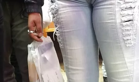 Чорно - бі-сайди з боків - Серена - молода тарт студентки порно онлайн з батьками однак