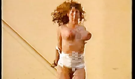 Обмеження - великі стрибають цицьки, стриптиз, українські студенти порно вечірки танець