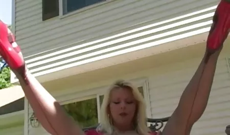 Її українські студенти на природі порно пишні молоді МІА смокче член порно кастинг