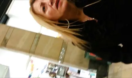 Дані порно відео молодих студенток Деніелс дивовижні вологу кицьку