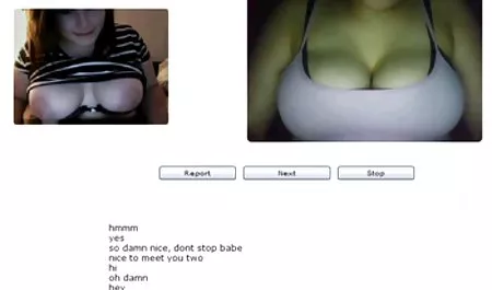 Красива гаряча жінка мастурбує з секс фото студентів іграшкою