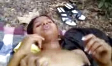 Х-чуттєво - Ела Гранд секс студентів на природі Меліса лід - потрійний Джанкшн