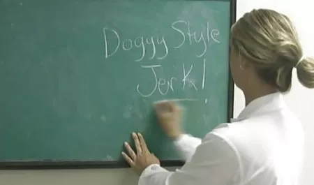 Ідіть до студентське аматорське порно банкомату, закінчення в рот