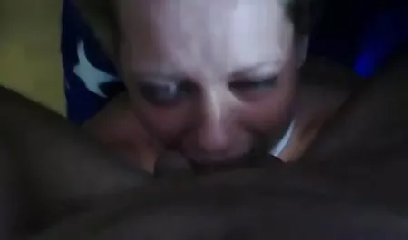 Литі Джессі Ендрюс, Міс Ендрюс Ч. порно онлайн зі студентами