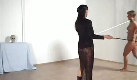 Натяг красива молода порно студенток в панчохах попка