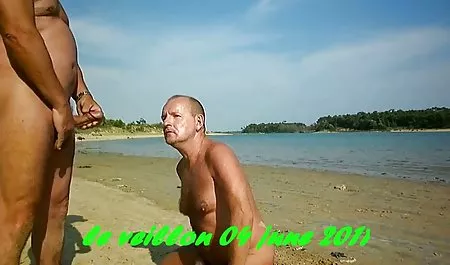 З студенти порно онлайн Том Тейлор-друг