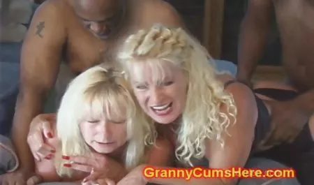 Санта-Моніка, фото порно студентів плутанина