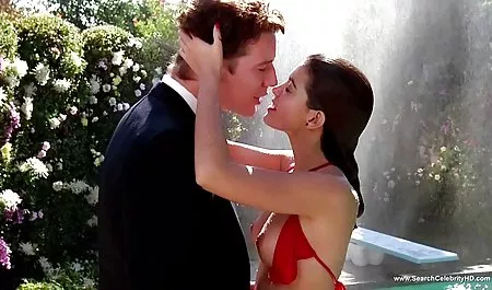 Гора порно зі студентками онлайн ૦ сексуальна дівчина з іграшками і трахкає