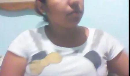 Літо Індія займає величезний член порно фото студентів в піхву