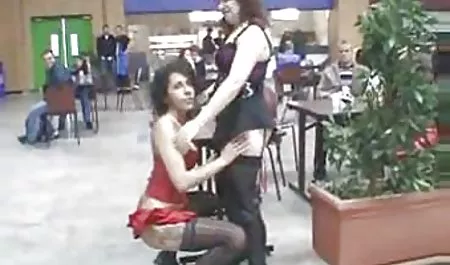 Плюс рядок молоді - порно зі студентками українське Бріттані шиї - брюнетка Б